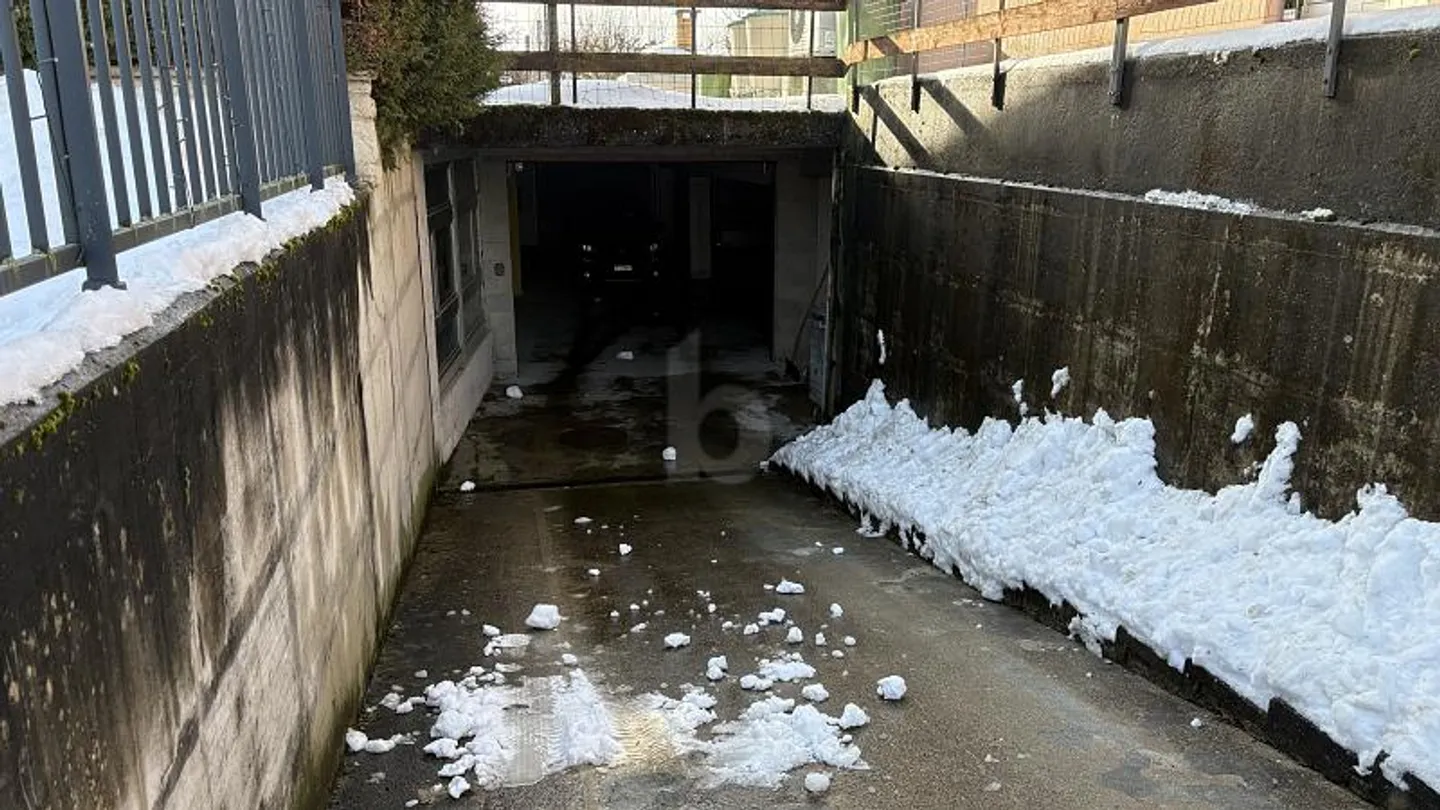 Kollektivgarage mit Hoher Rendite - Foto 2 von 6