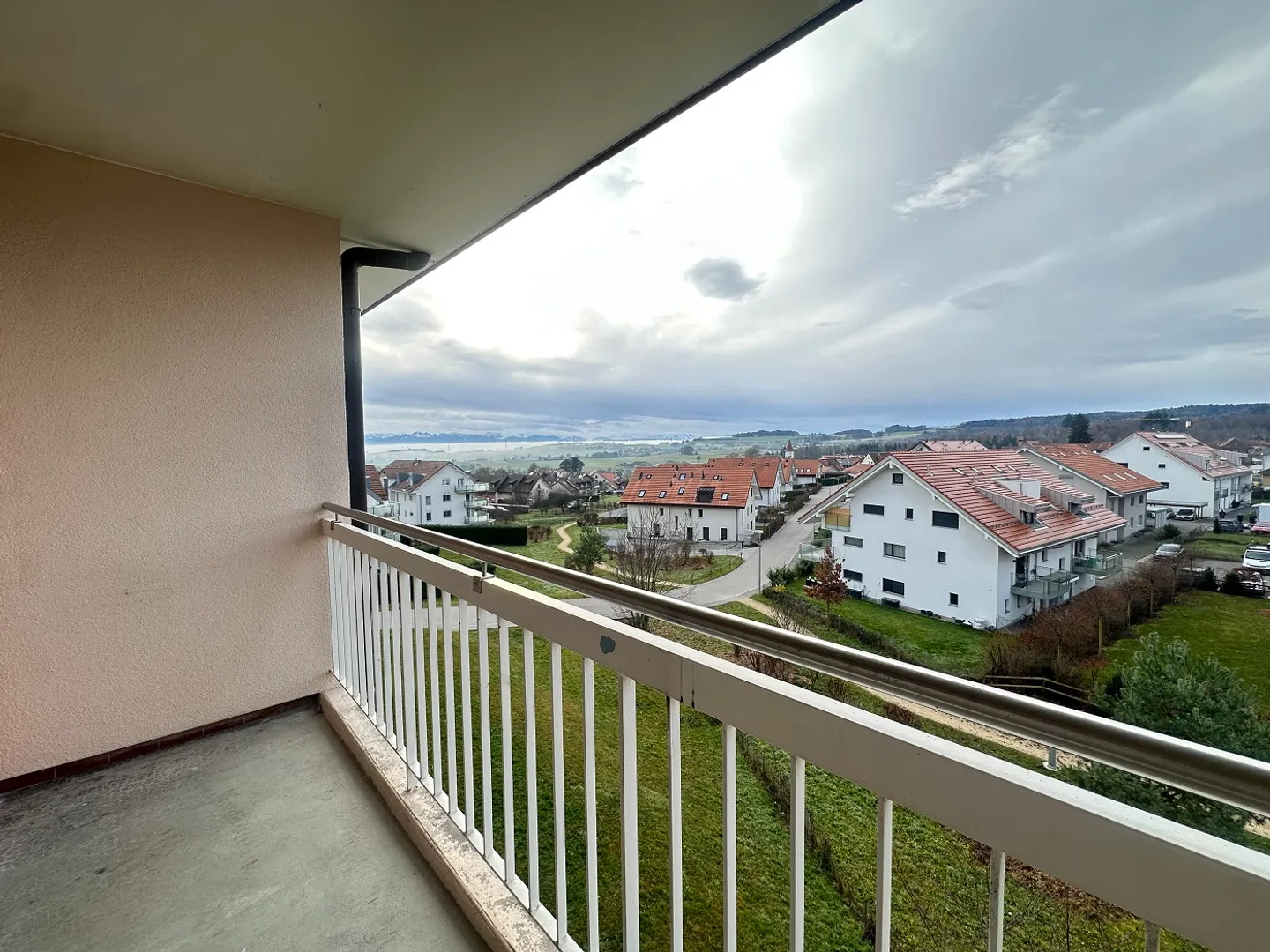 Apartment for rent - Photo 7 of 8