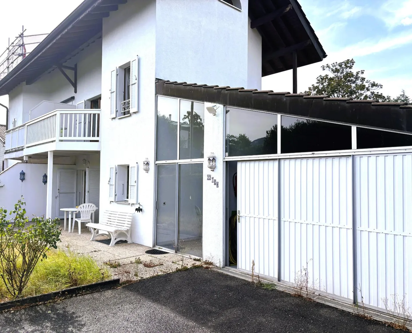 Charmante Maison Mitoyenne - Photo 2 sur 13