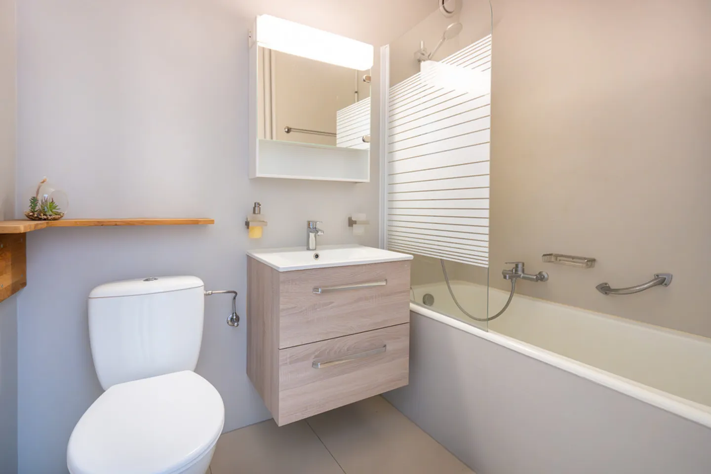 Apartment for rent - Photo 4 of 7