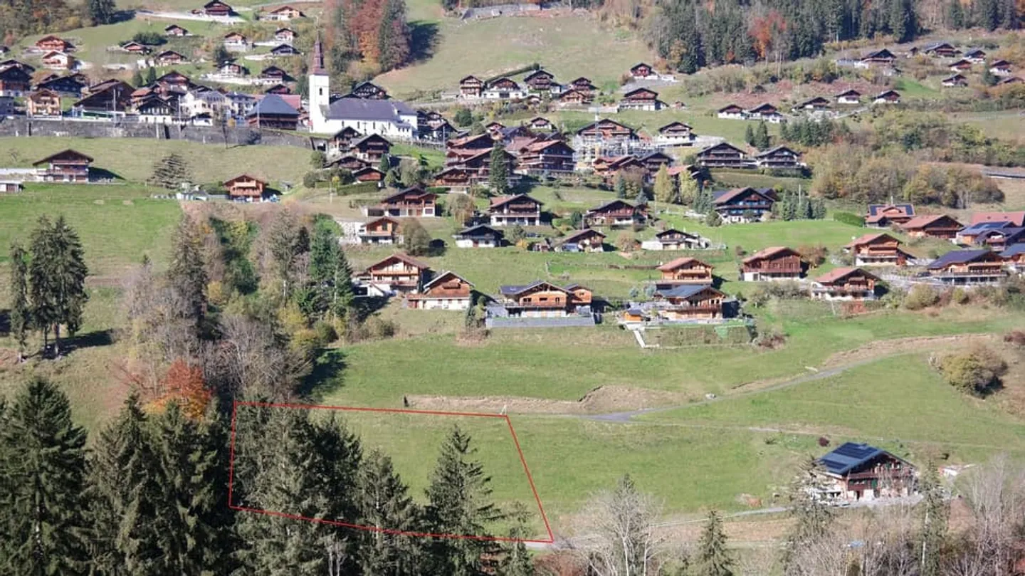 Grande parcelle de terrain à construire à Val-d'Illiez, entièrement équipée - Photo 1 sur 13