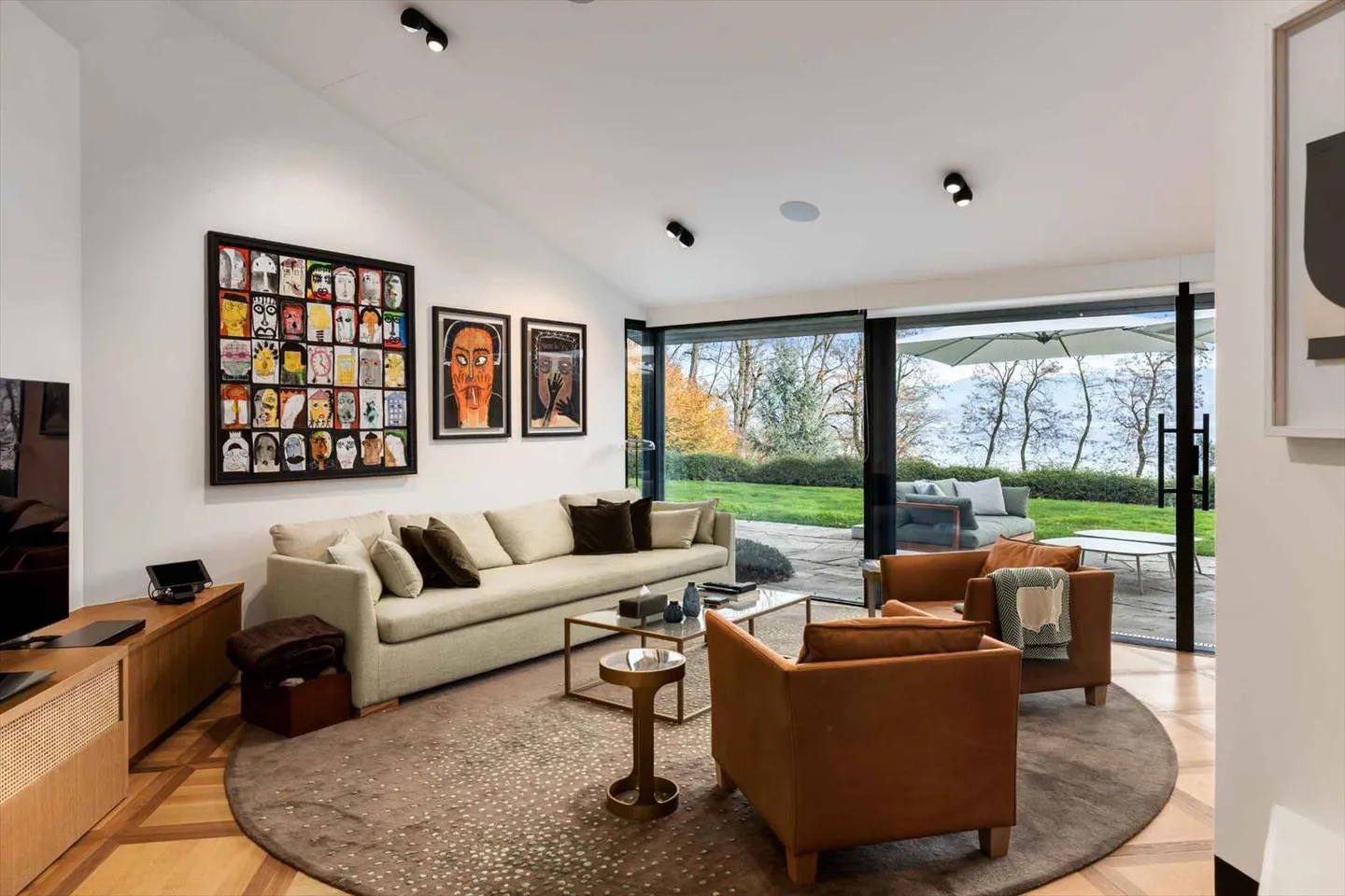 Proprietà eccezionale a piedi nell'acqua - Foto 7 di 13