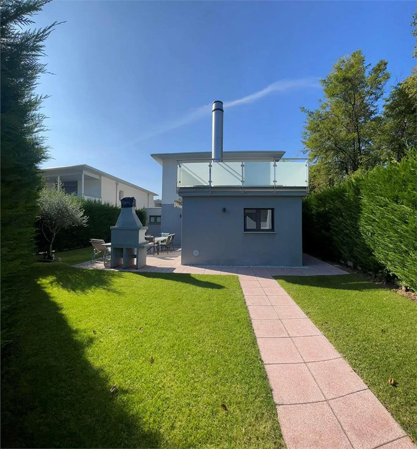 Villa indipendente di alto standing nella zona più esclusiva di Cademp - Foto 4 di 13