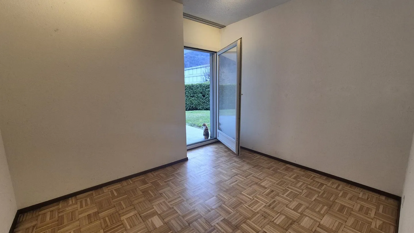 Appartamento con giardino - Foto 4 di 10