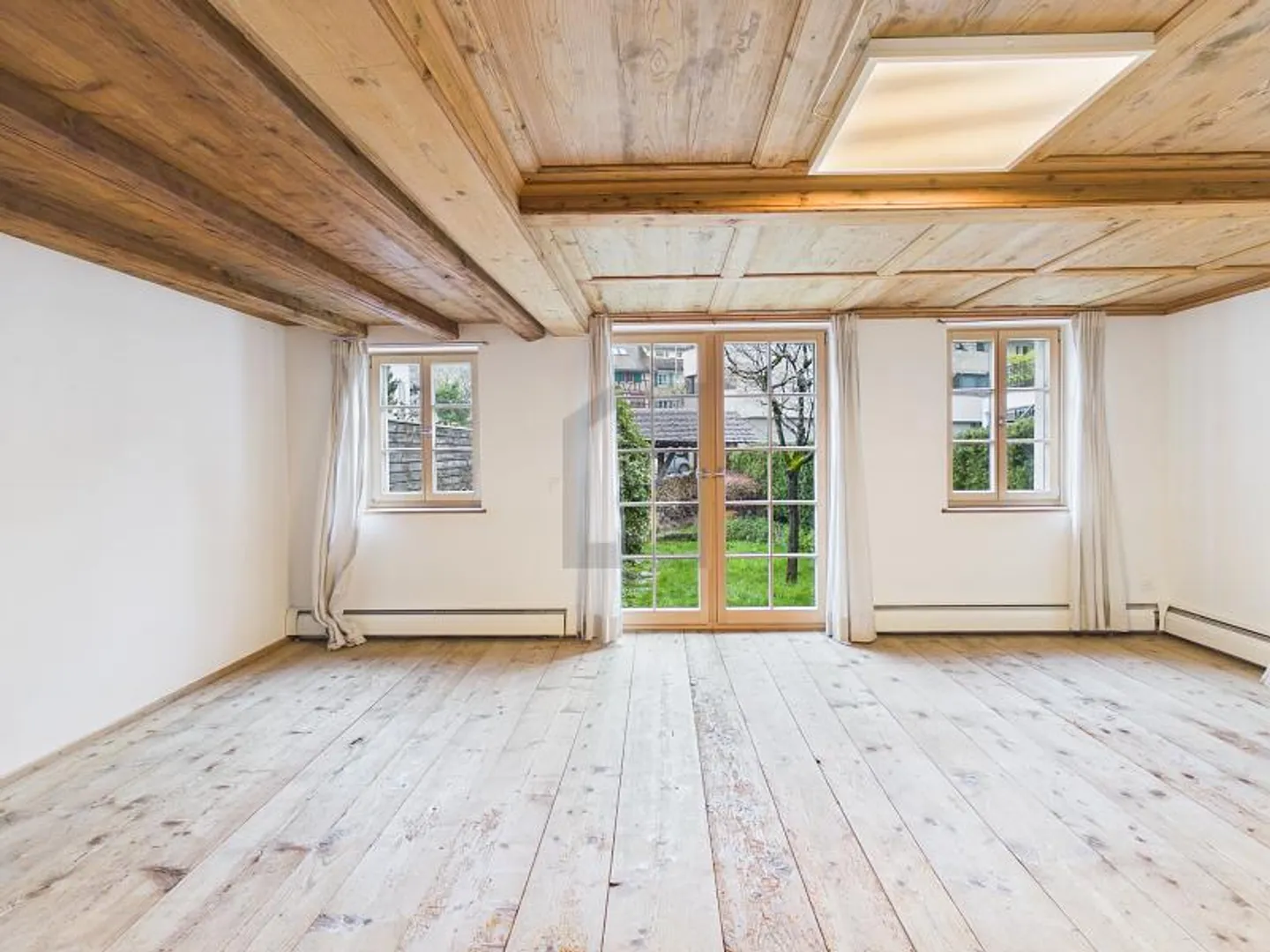 Semi-Detached House 7 Rooms - Photo 3 of 6