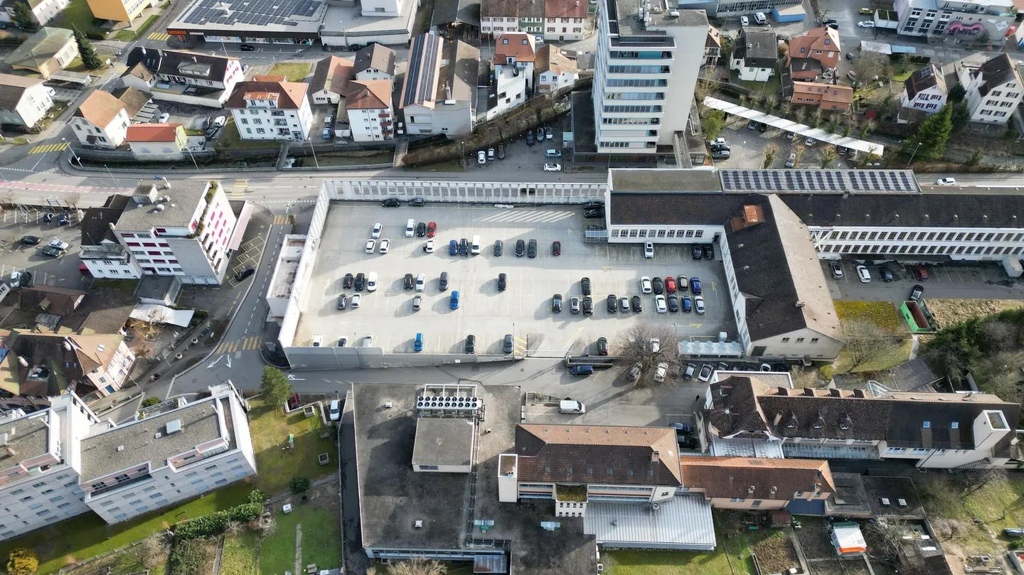 Uffici in affitto nel cuore di Moutier - Foto 2 di 6