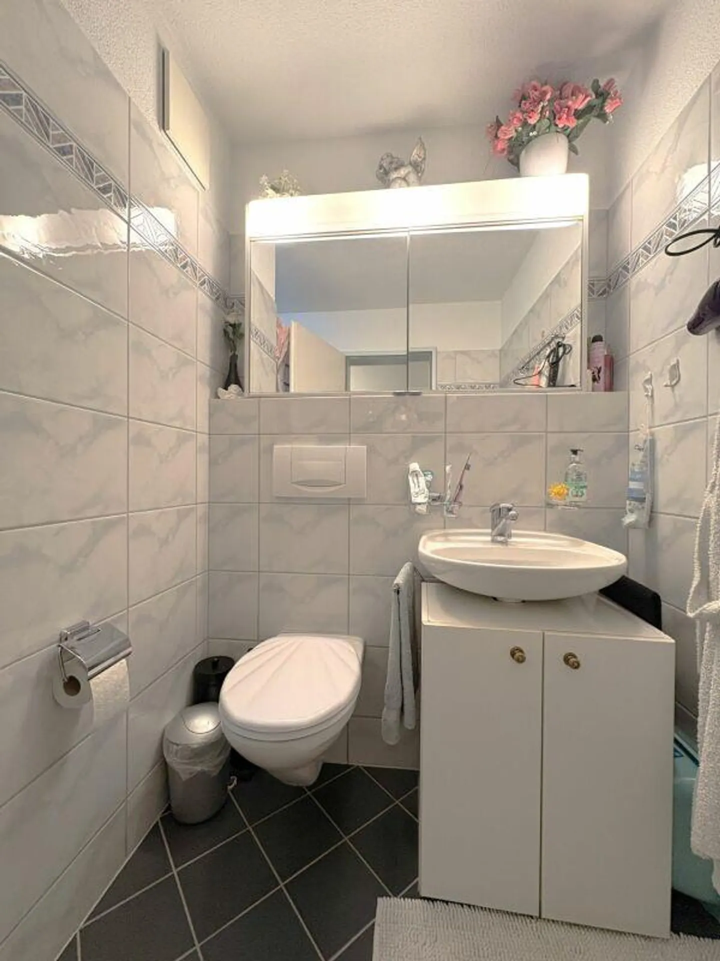 Erdgeschosswohnung mit Sitzplätzen - Foto 7 von 15