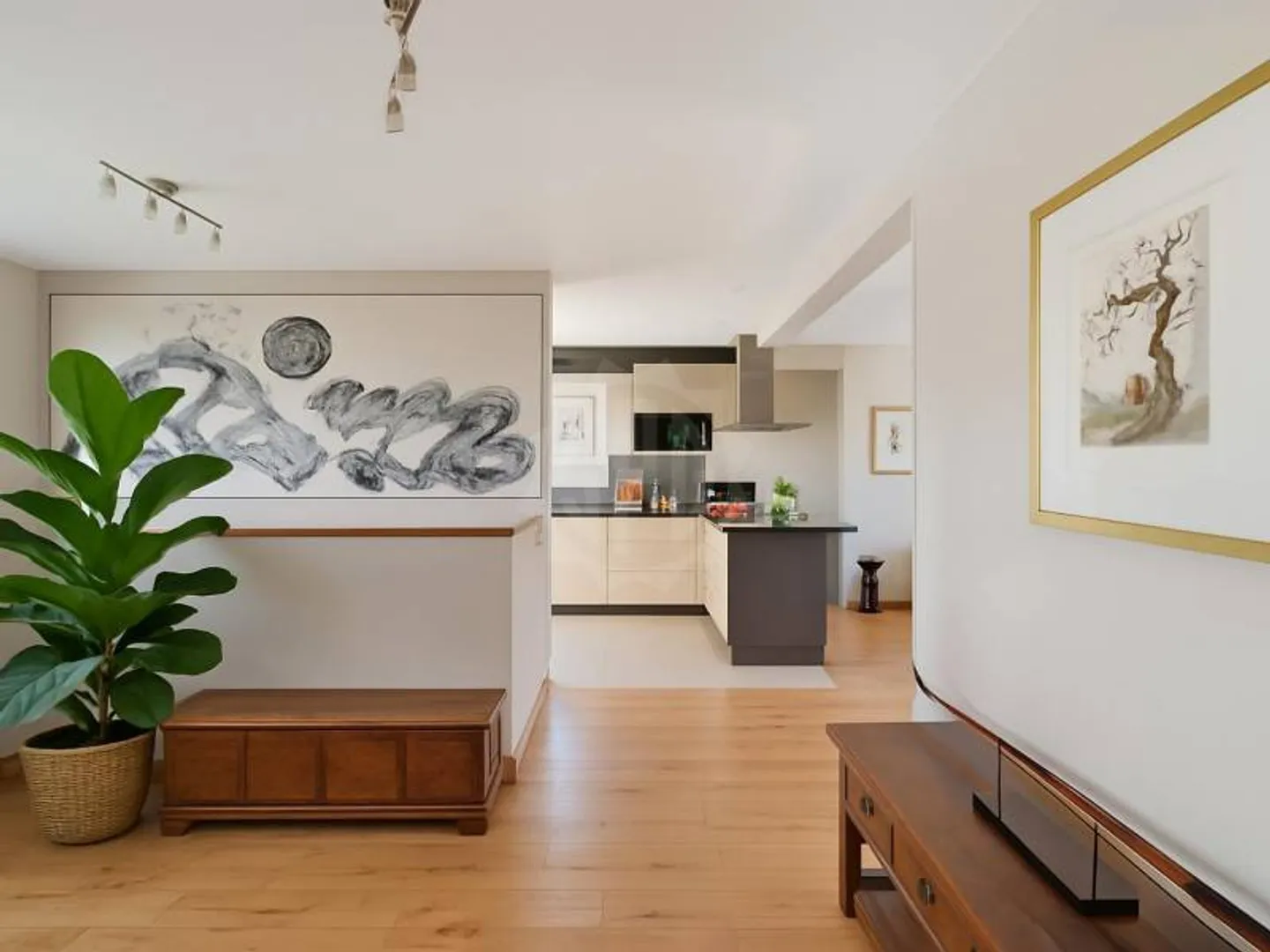 10-Zimmer-Haus - Foto 3 von 12