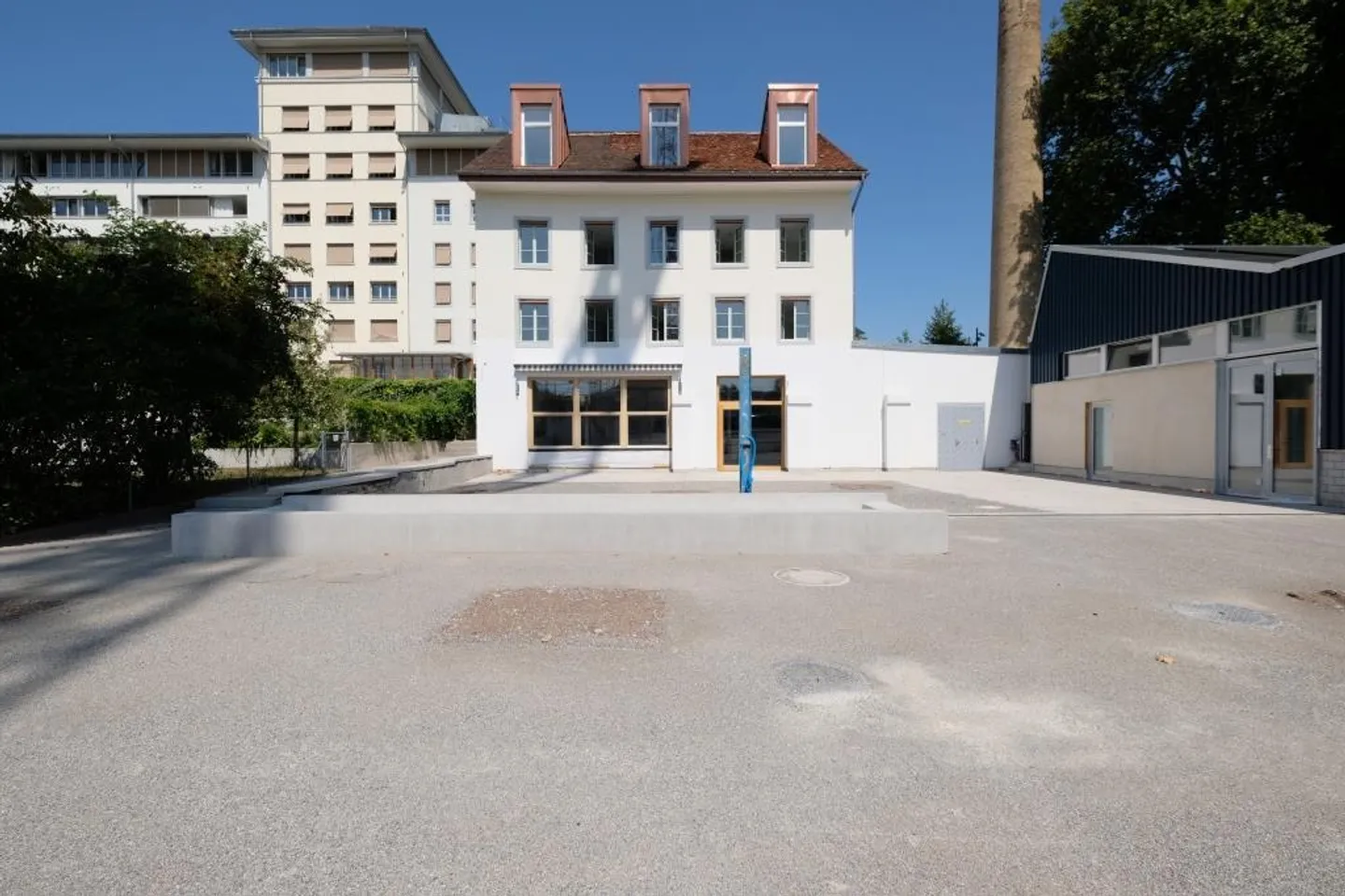 Atelier lumineux / espace de bureau dans les combles, Turbinenweg 1 - Photo 2 sur 11