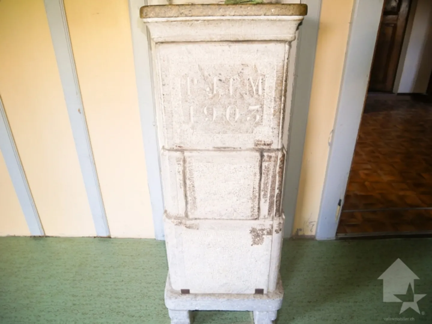 «Chez-Les-Reuses, casa e fienile adiacente da ristrutturare. Ottima vista.» - Foto 10 di 13