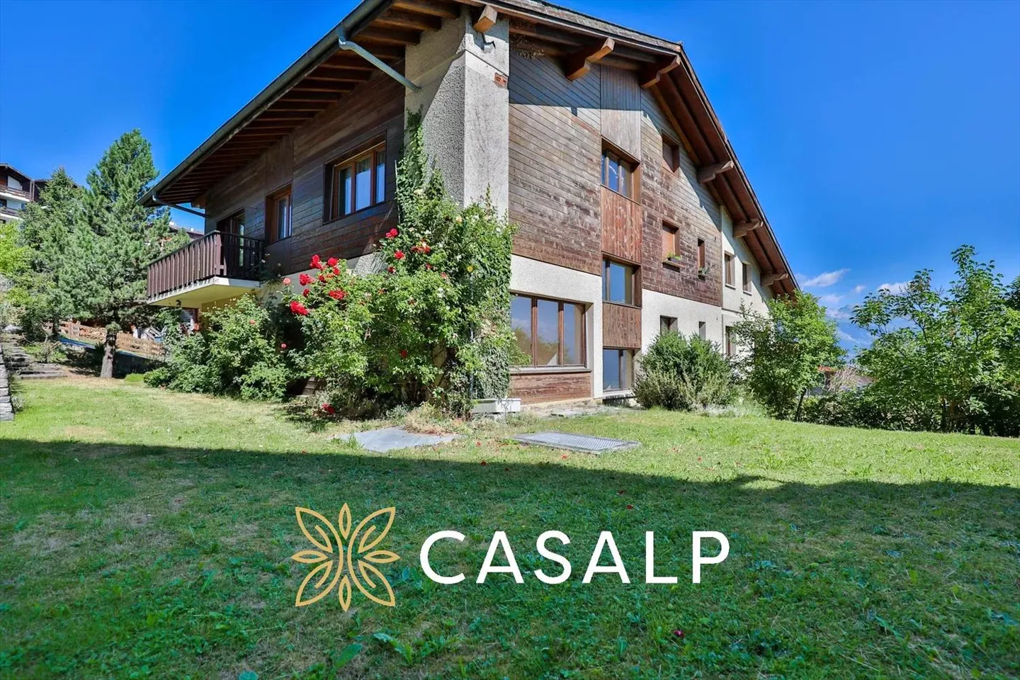 Spazioso appartamento di 4,5 locali con giardino - Foto 3 di 13