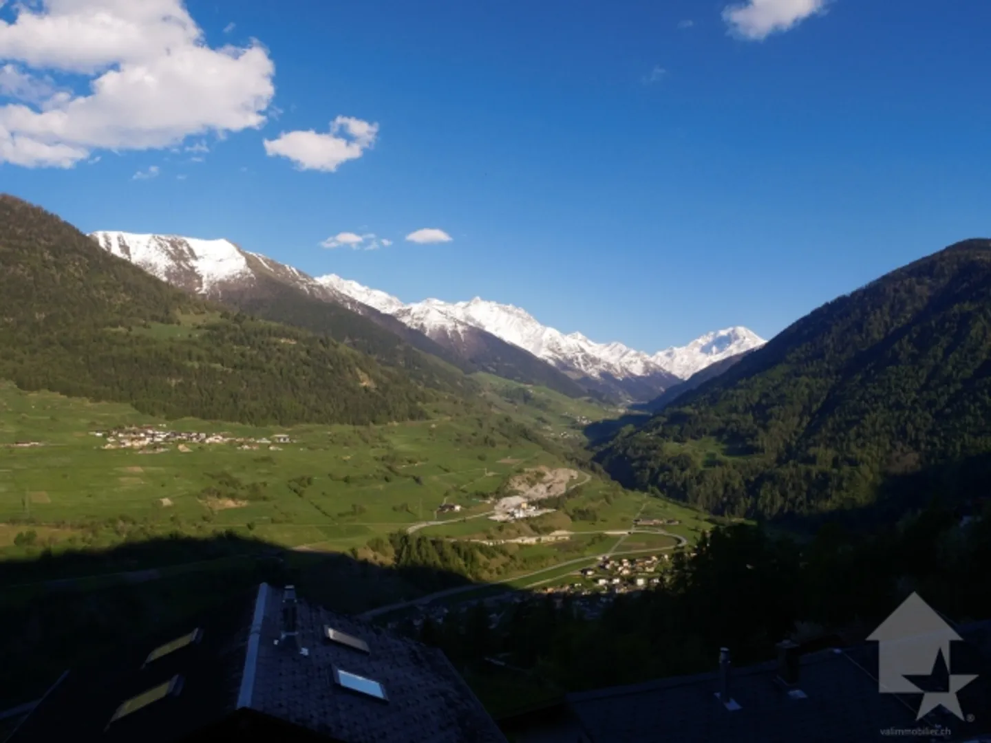 «Chez-Les-Reuses, casa e fienile adiacente da ristrutturare. Ottima vista.» - Foto 13 di 13
