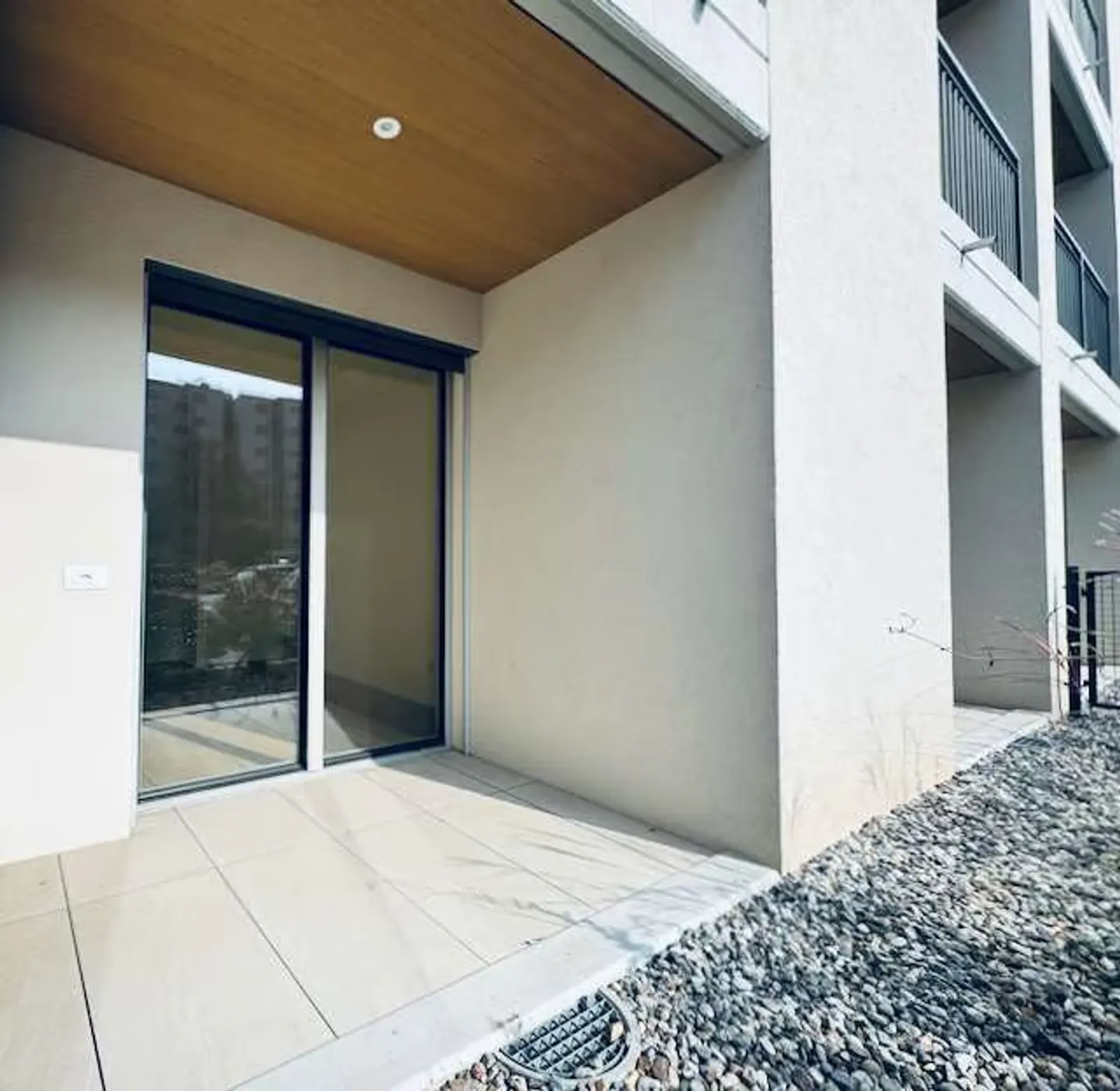 Appartamento moderno con giardino privato - Foto 7 di 10