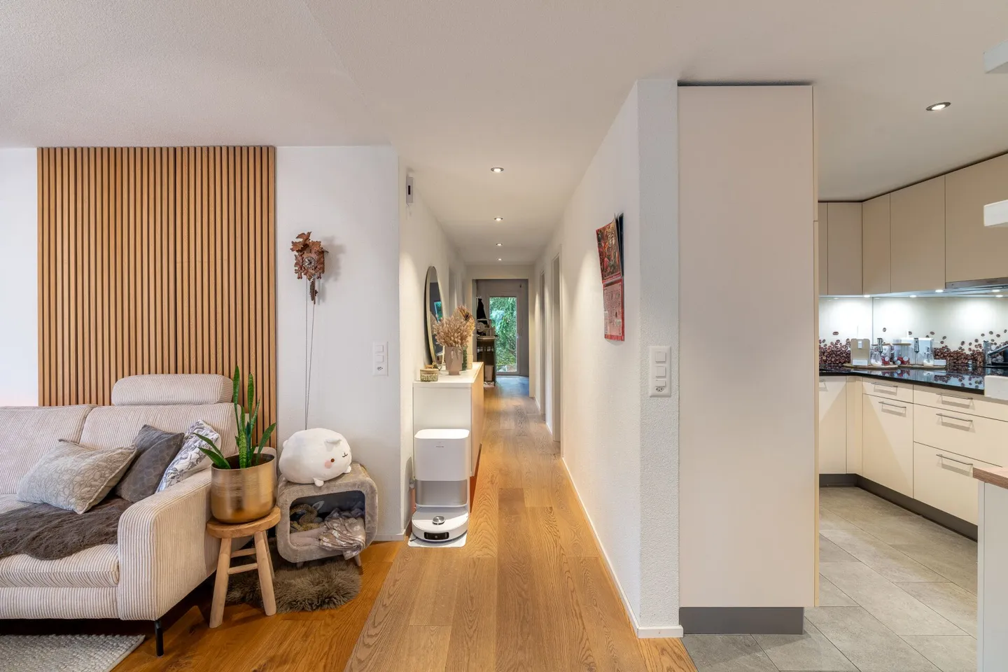 Oasi da sogno a Unterkulm: Casa moderna con terrazza, charme, sole e qualità della vita - Foto 1 di 22