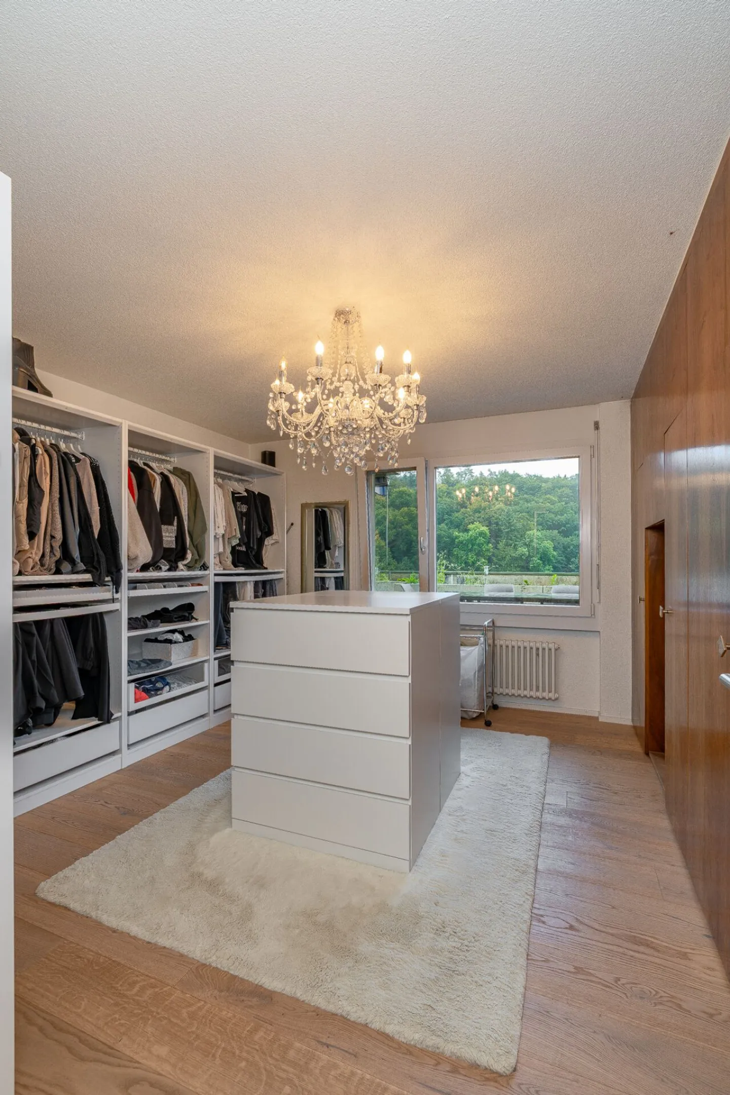 Oasi da sogno a Unterkulm: Casa moderna con terrazza, charme, sole e qualità della vita - Foto 16 di 22