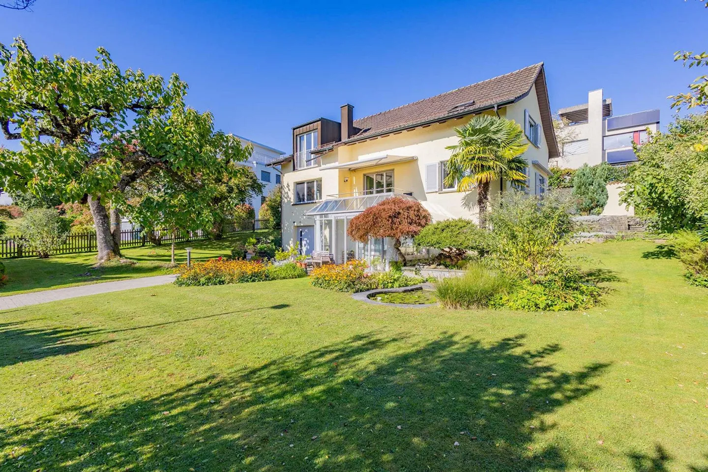 6.5 Zimmer Einfamilienhaus Bassersdorf mit Fernsicht - Foto 1 von 15