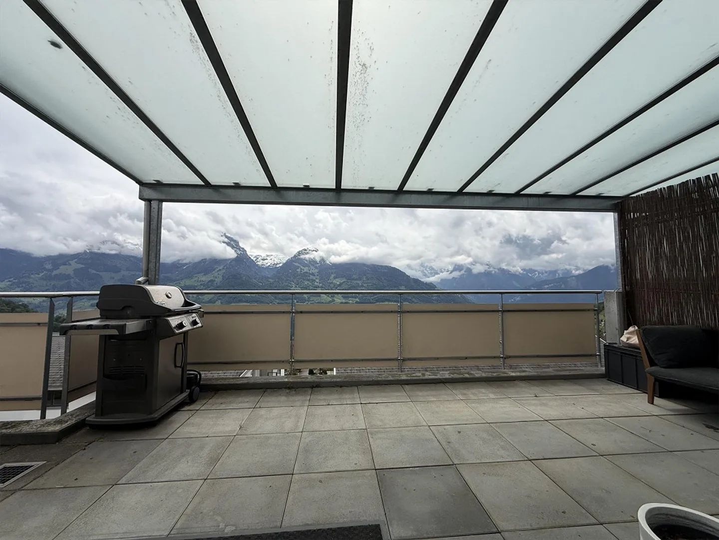 Appartamento Attico 4.5 stanze con Balcone Circondante da Sogno - Foto 18 di 19