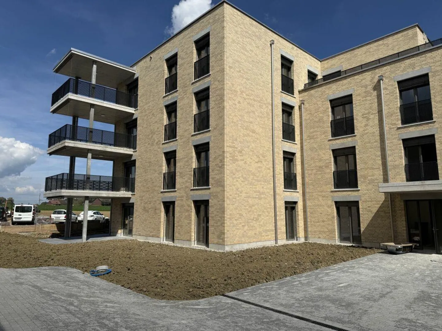 Appartement de rez-de-chaussée 4.5 pièces avec jardin spacieux (D 0.5) - Photo 9 sur 10