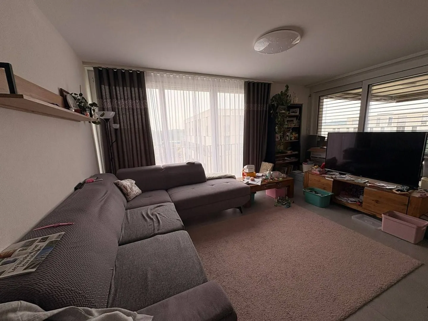 Modernes Apartment in Bussigny - Foto 2 von 5