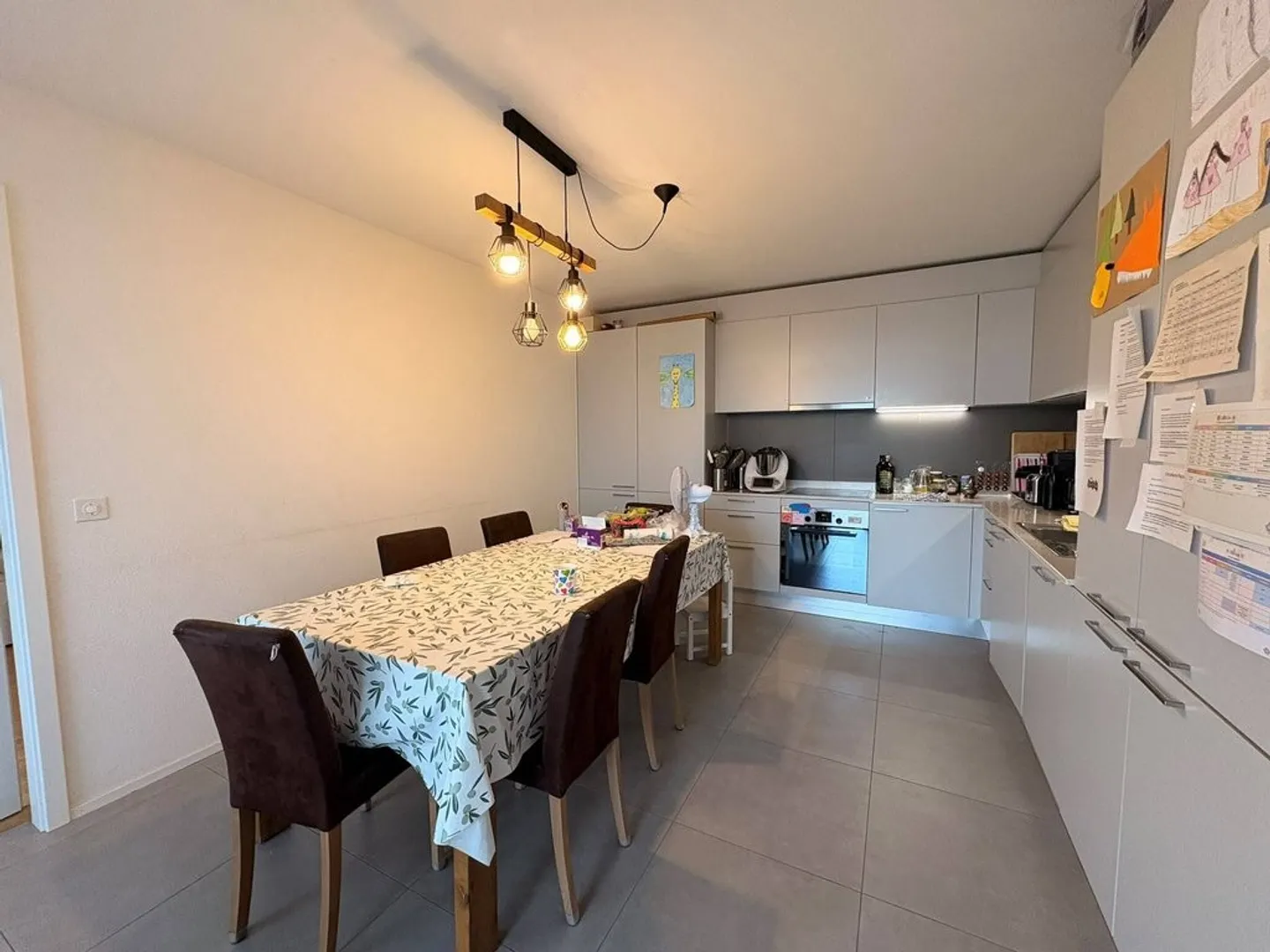 Modernes Apartment in Bussigny - Foto 3 von 5