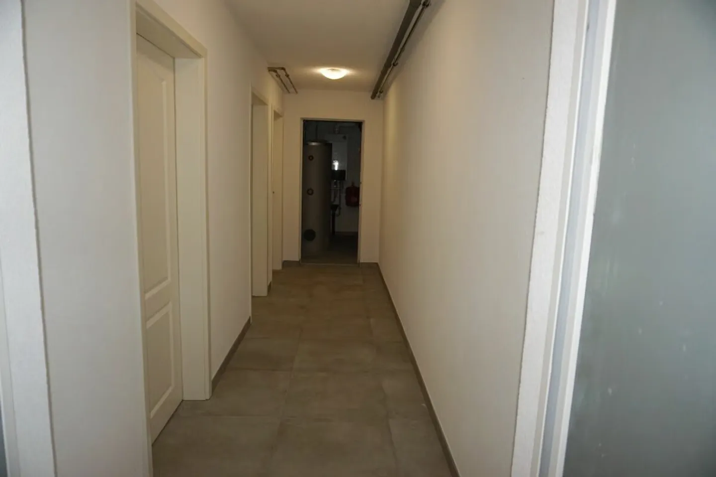 ARI-262 - Magnifique rez-de-jardin de 5,5 pièces dans une maison de standing à 2 logements - Photo 17 of 30