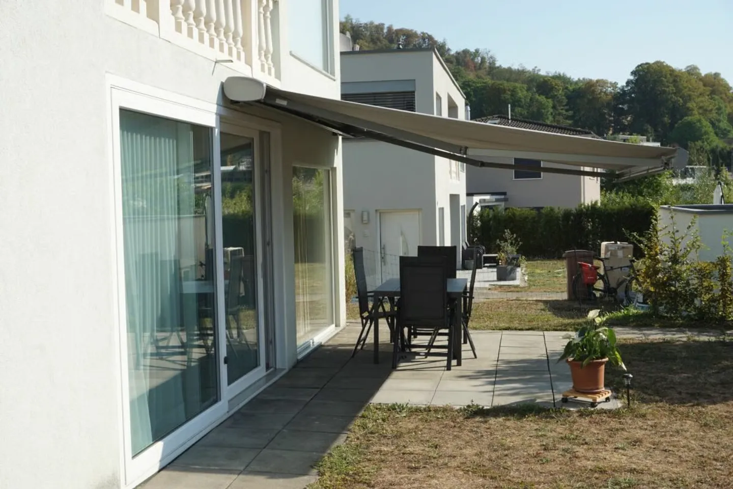 ARI-262 - Magnifique rez-de-jardin de 5,5 pièces dans une maison de standing à 2 logements - Photo 28 of 30