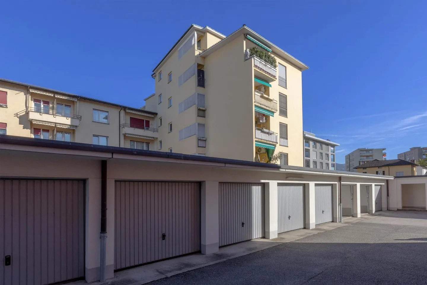 Spacious and bright 3.5-room apartment in Chiasso - Photo 9 of 9