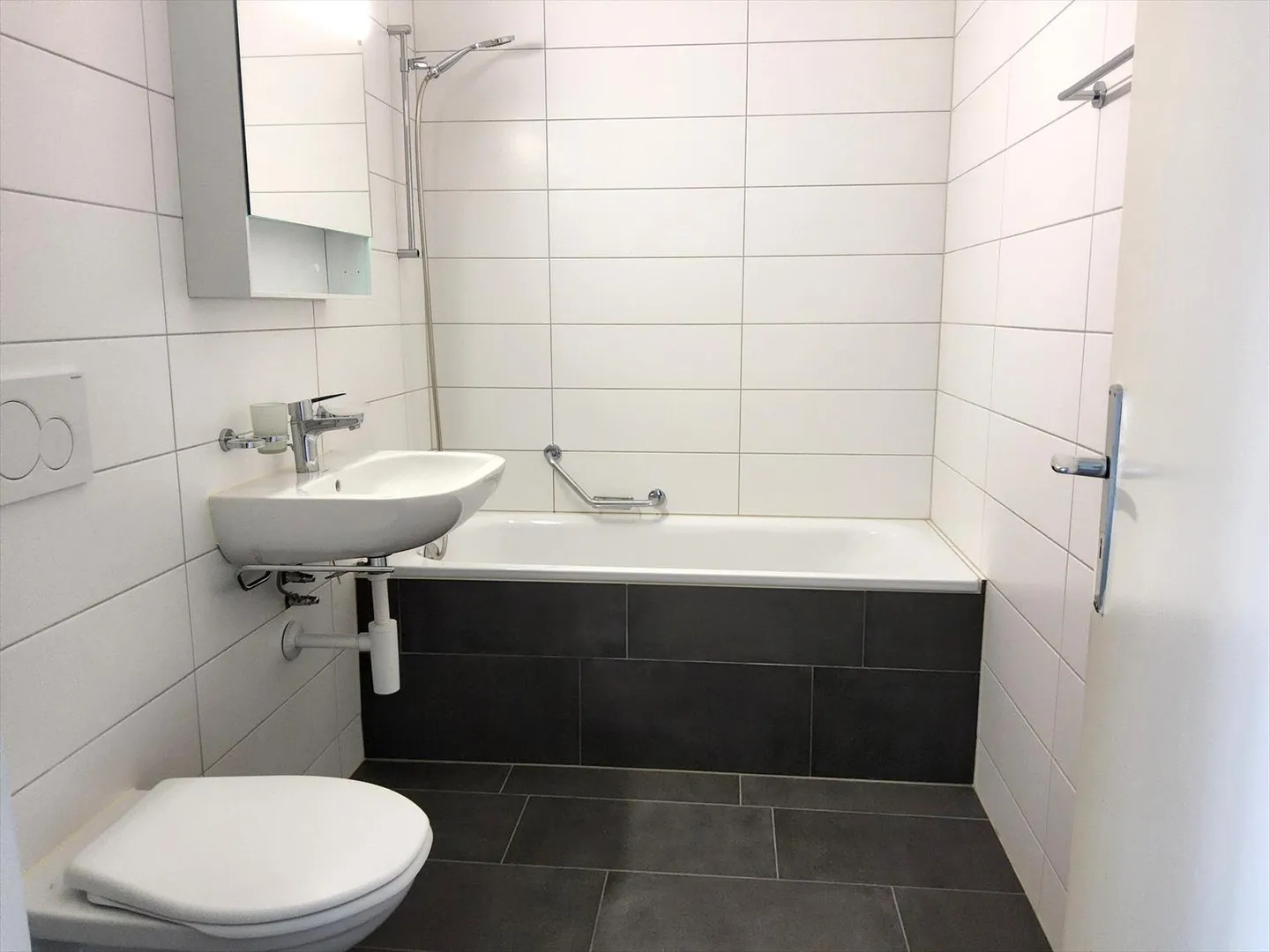 2-room apartment - Photo 5 of 5