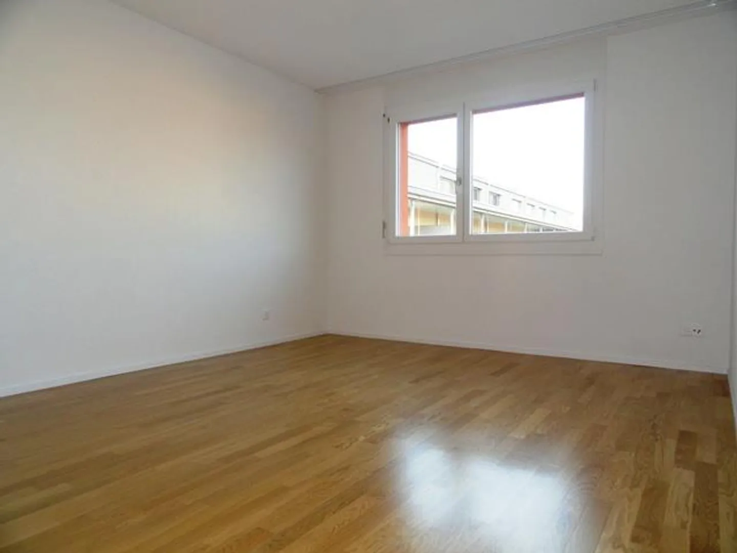 Space for the whole family! - Photo 5 of 6