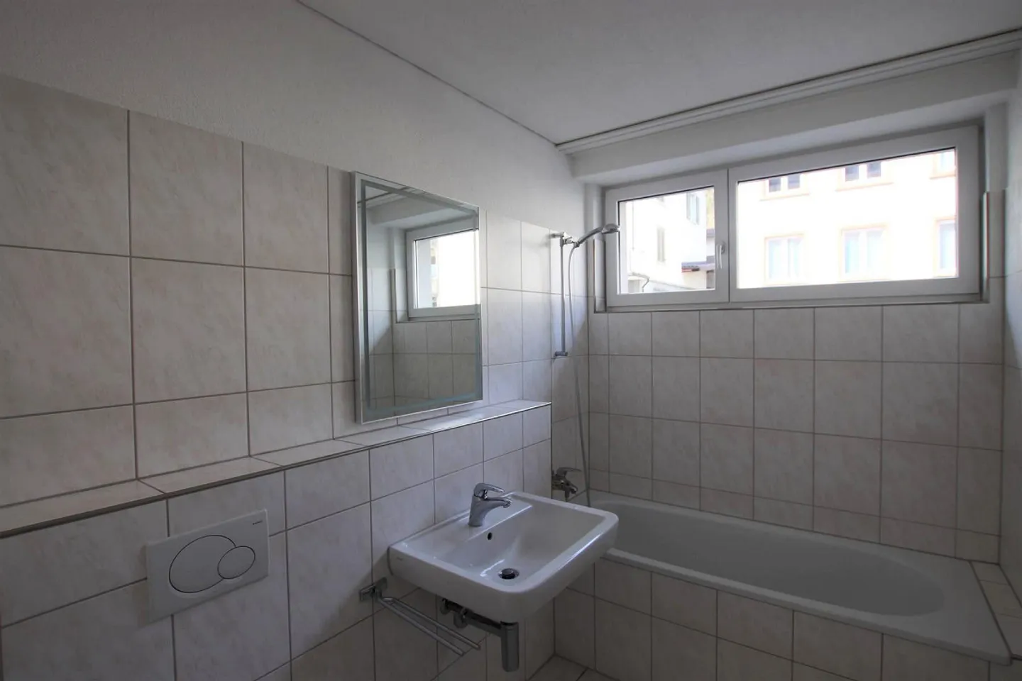 3½ Room Apartment - Photo 3 of 9