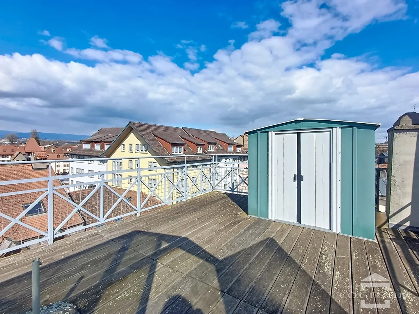 Top floor 4 rooms - Photo 3 of 12