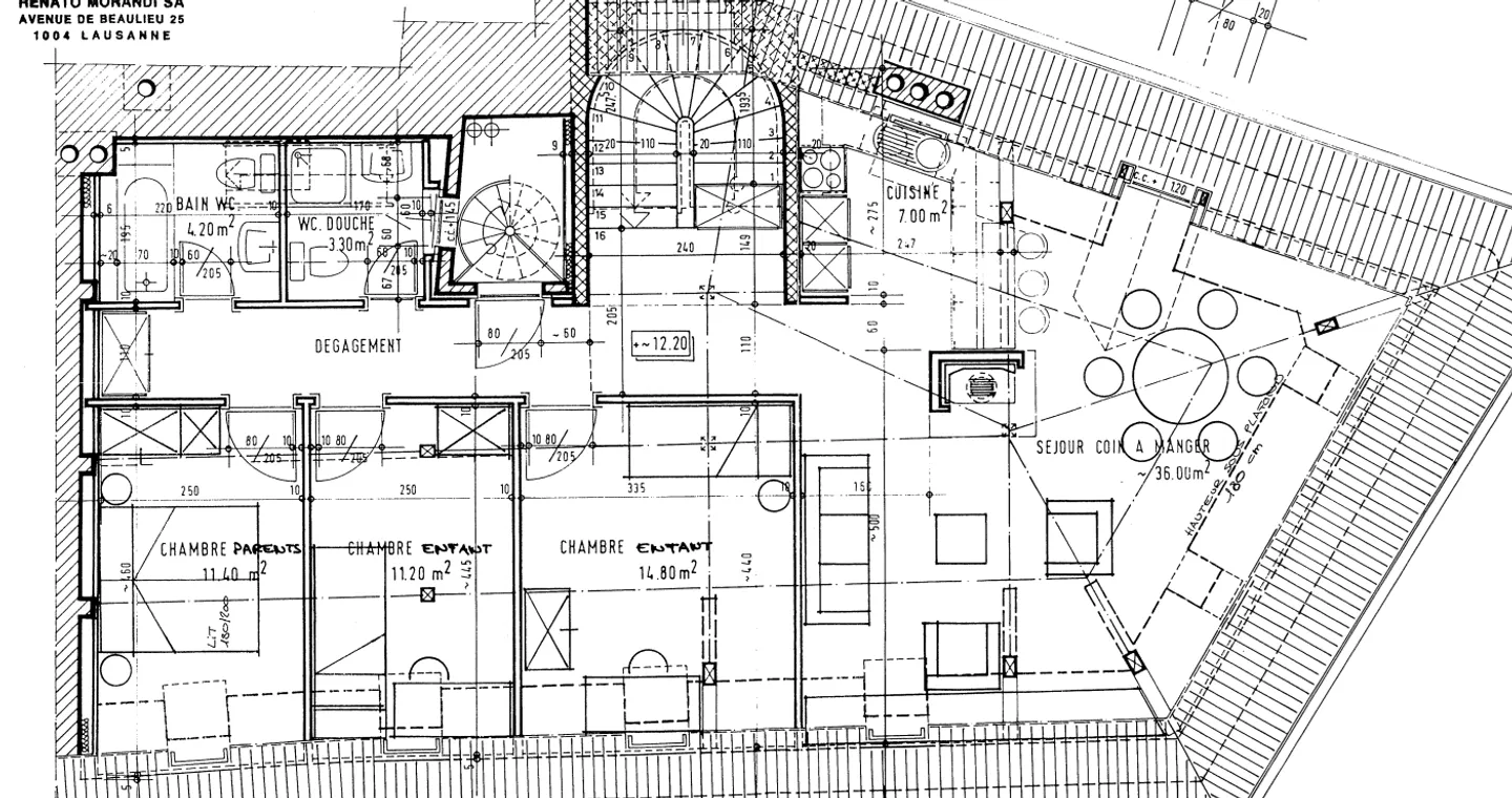 Top floor 4 rooms - Photo 12 of 12