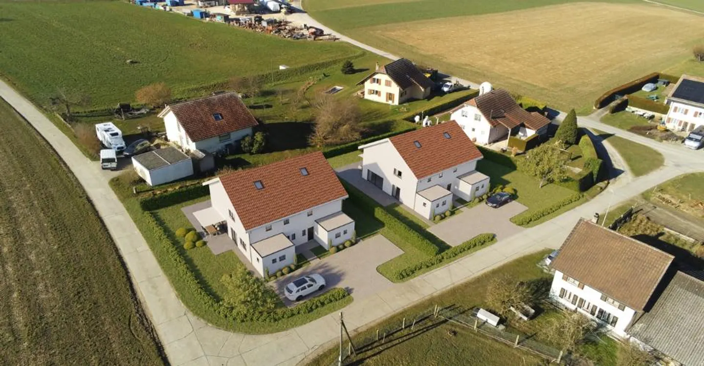 Villa architettonica a Combremont - Foto 3 di 11