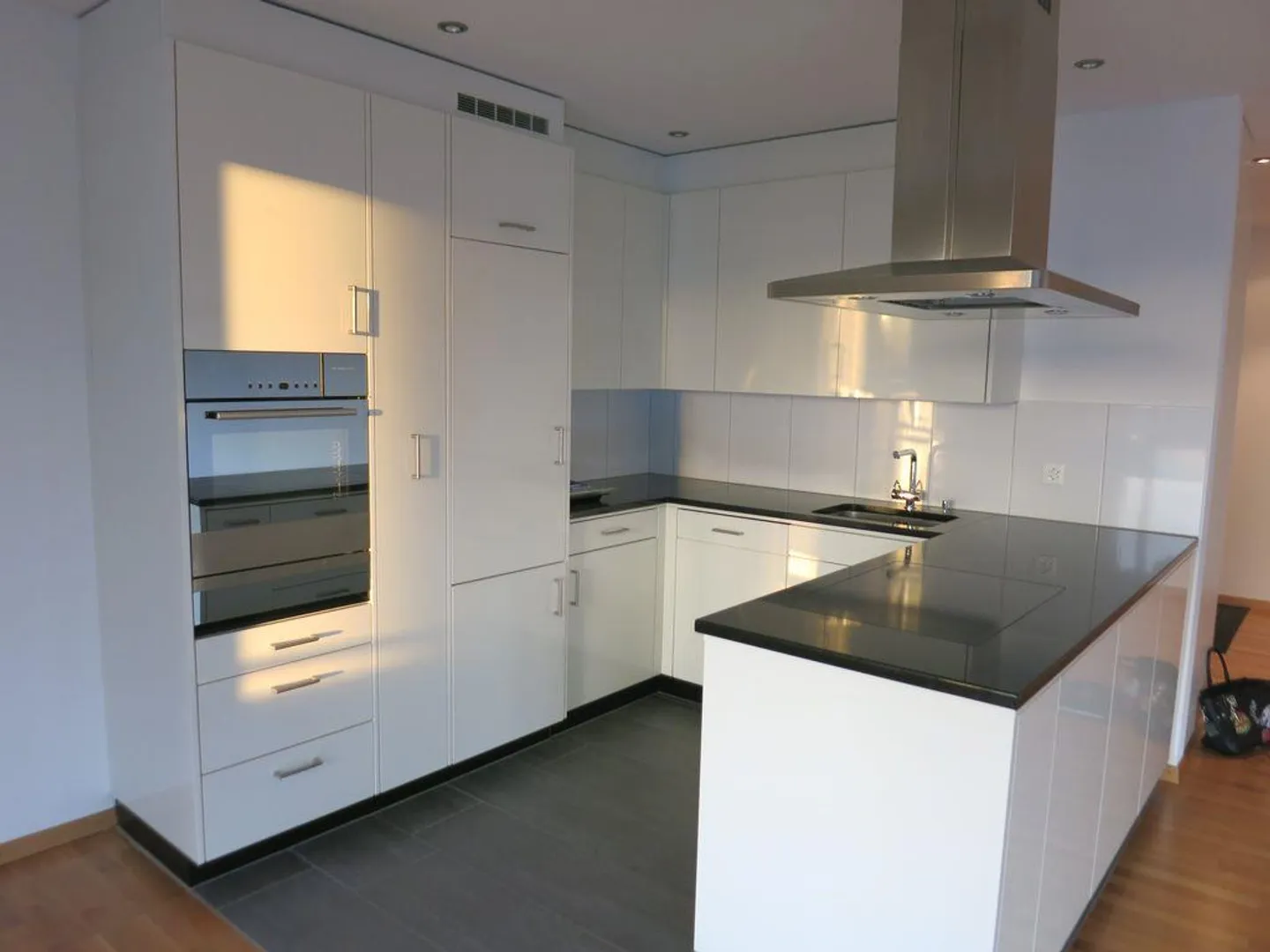 Aimez-vous cela spacieux et moderne ? - Photo 1 sur 13