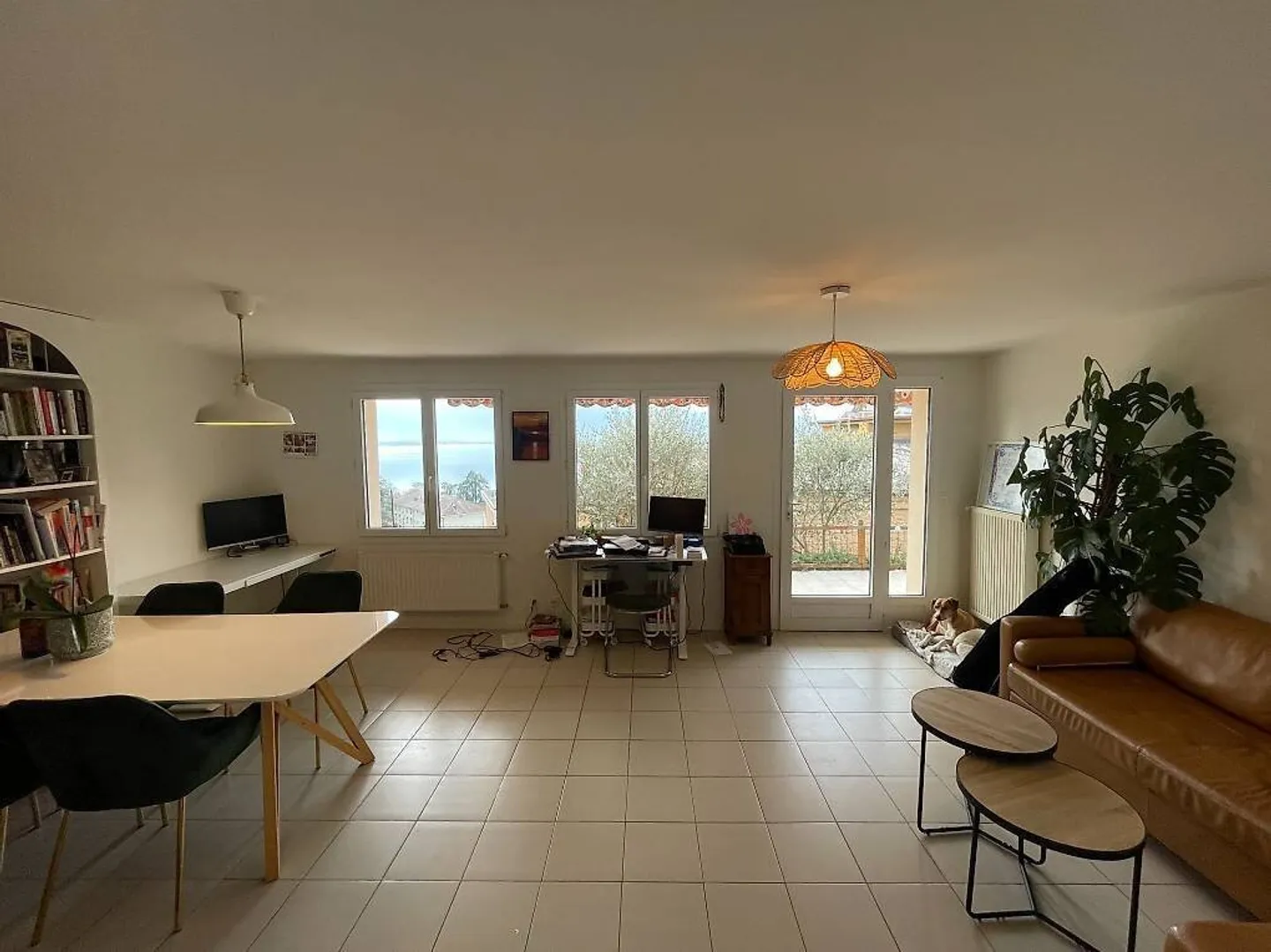 Soggiorno con 3,5 stanze e giardino - Foto 2 di 6