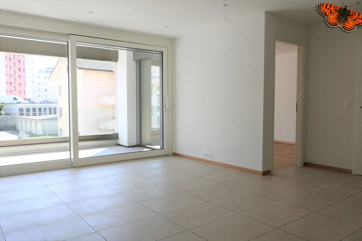 Apartment for rent - Photo 3 of 6