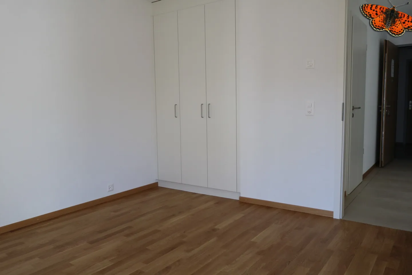 Apartment for rent - Photo 4 of 6