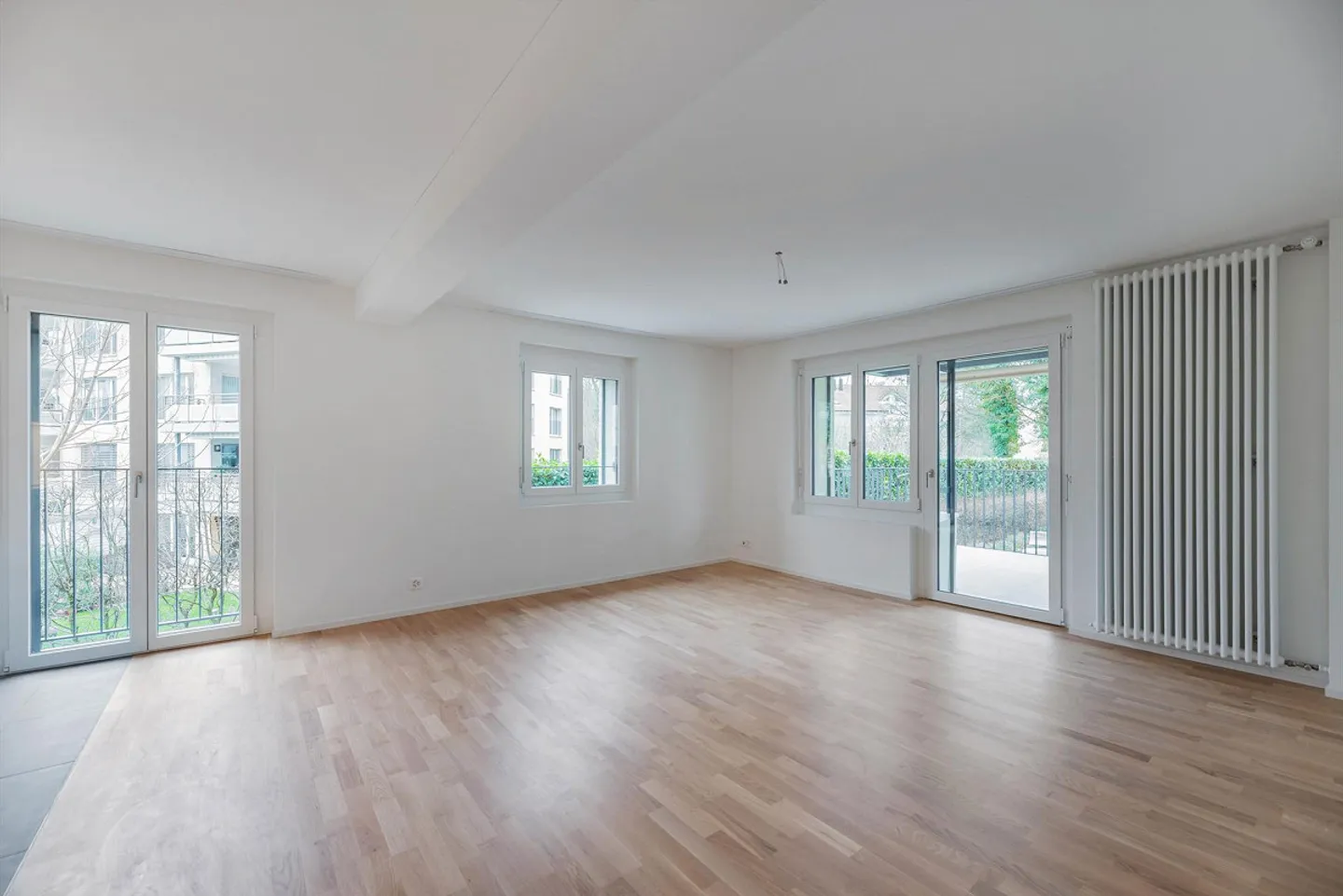 Appartamento moderno di 3,5 locali con grande balcone a Regensdorf - Foto 4 di 11
