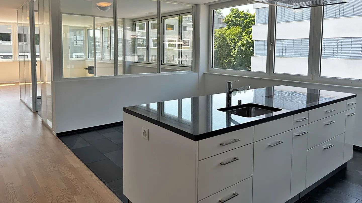 Attraktive Büroräumlichkeiten am Durachweg in Schaffhausen, 124m2 (2.5.2) - Foto 5 von 8