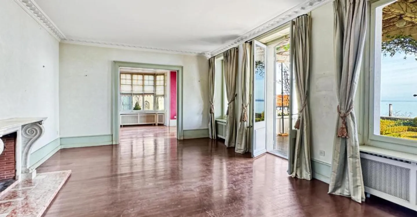 Villa Lussuosa con Vista Lago - Foto 8 di 11