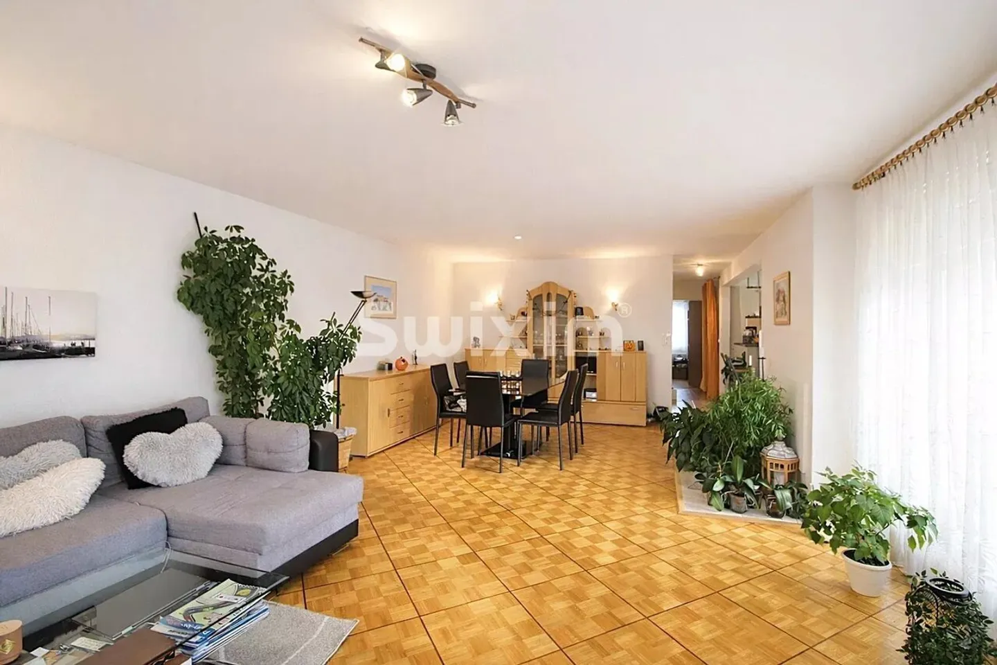 Casa affascinante con giardino - Foto 2 di 4