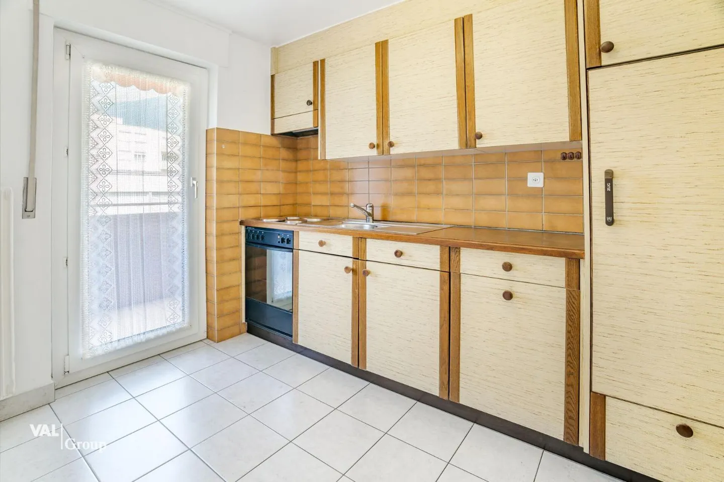 Ampio appartamento 5.5 locali a Visp - Foto 2 di 13