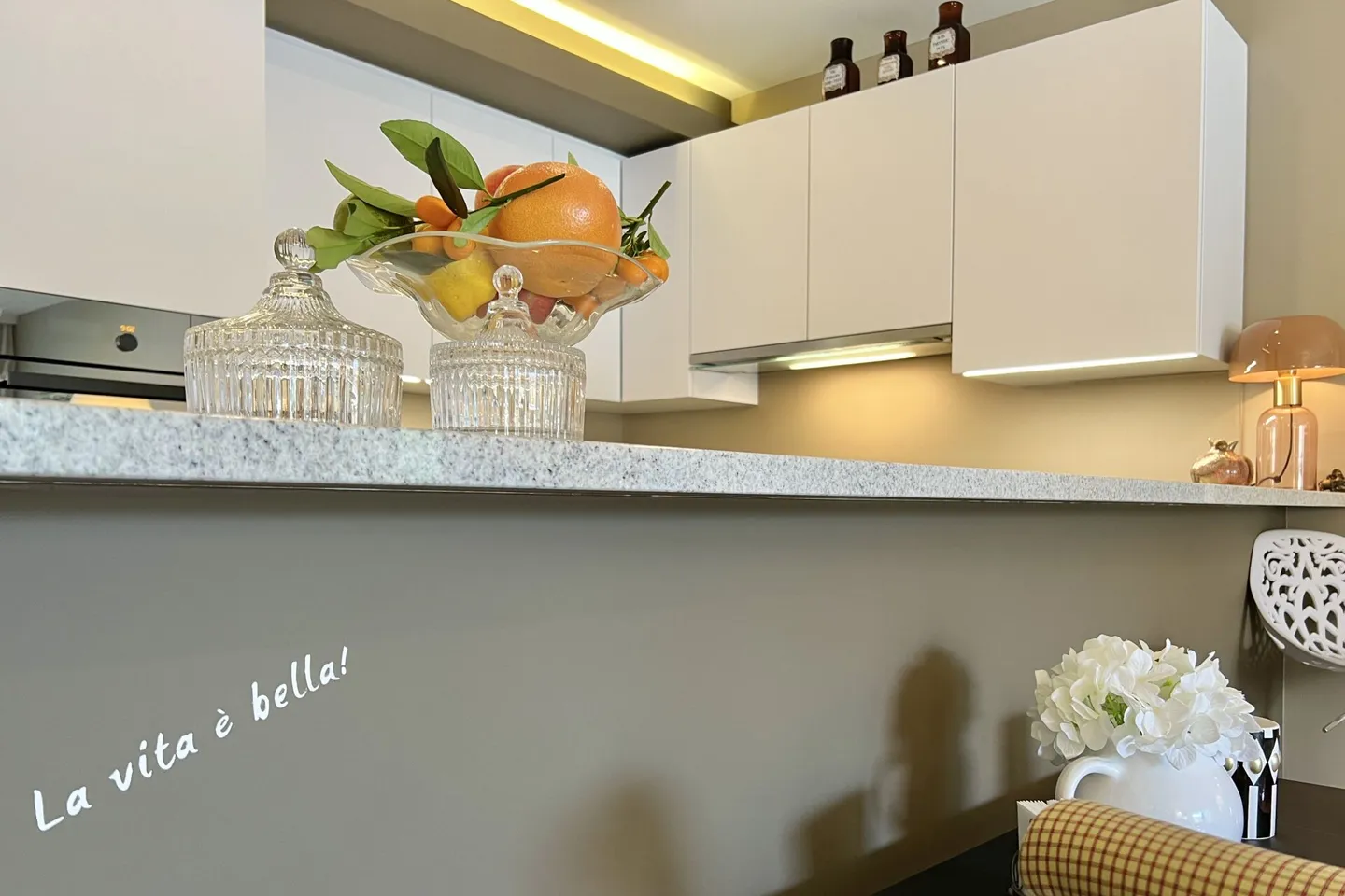 RISERVATO! CHIC & CHARME - VIVERE PERFETTAMENTE AD ASCONA - Ottima posizione, clima, piscina interna - Foto 24 di 46