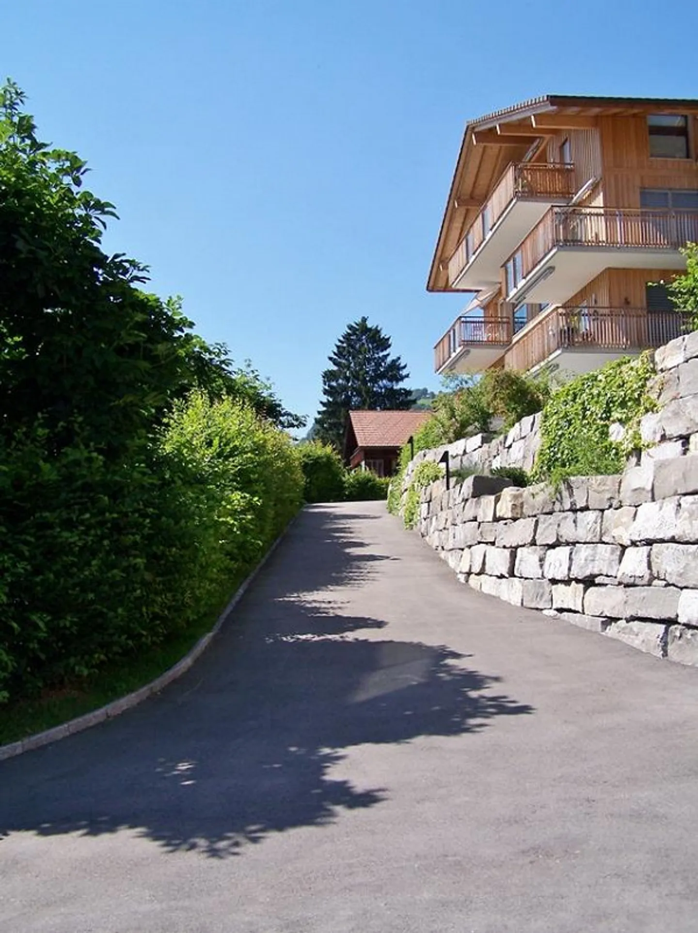 Appartement 3.5 pièces bien entretenu avec belle vue - Photo 14 sur 16