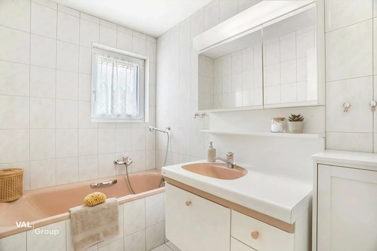 Ampio appartamento 5.5 locali a Visp - Foto 9 di 13