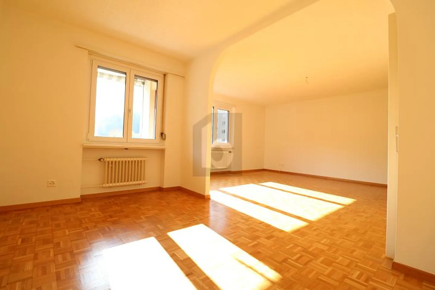 3.5 Room Apartment - Photo 2 of 6