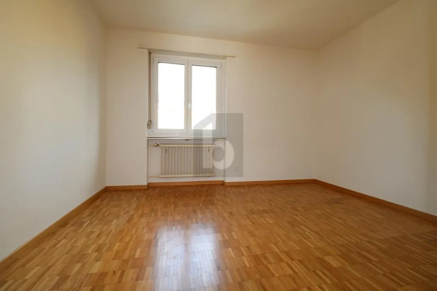 3.5 Room Apartment - Photo 4 of 6