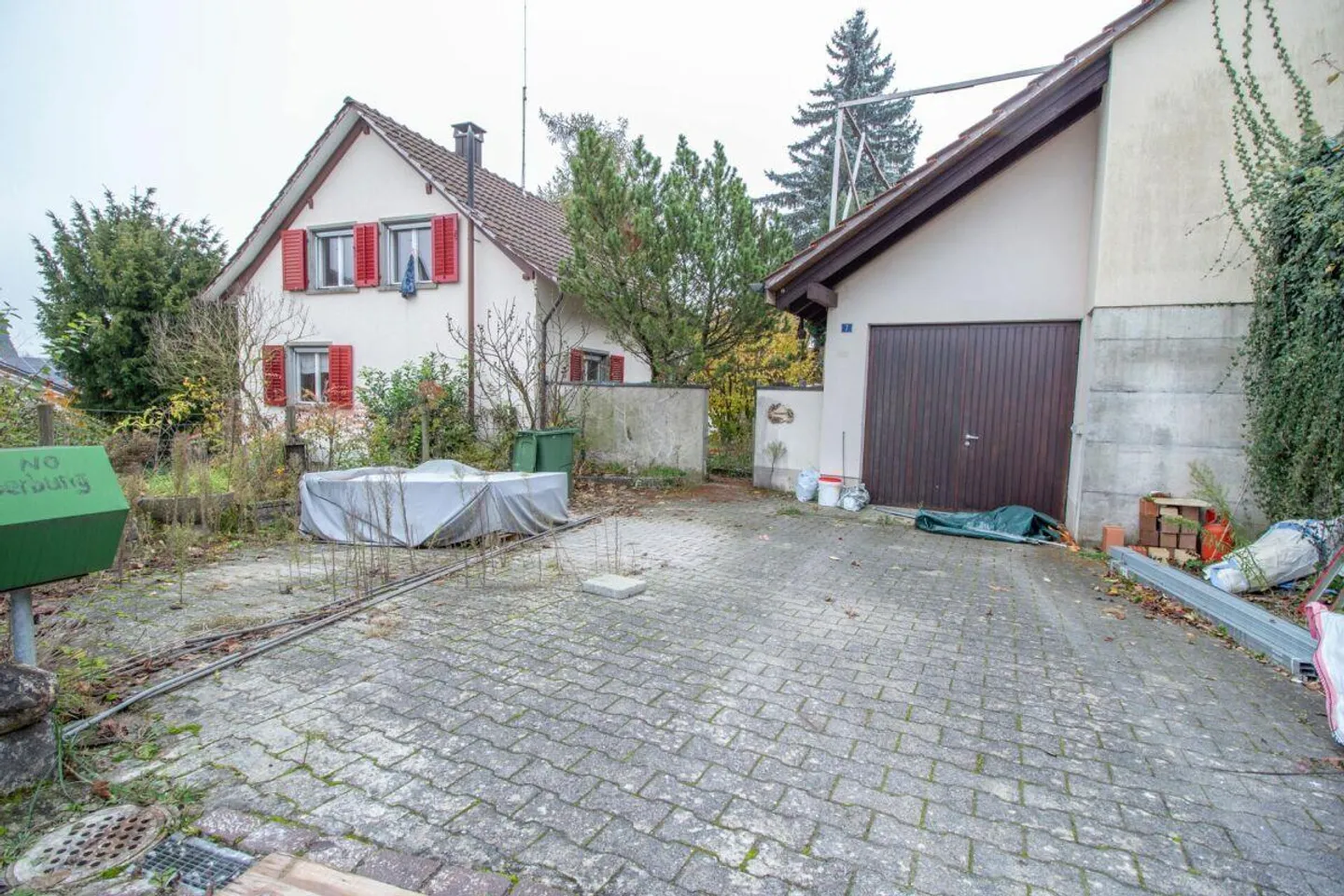 Casa unifamiliare indipendente con potenziale, grande laboratorio separato... - Foto 8 di 24