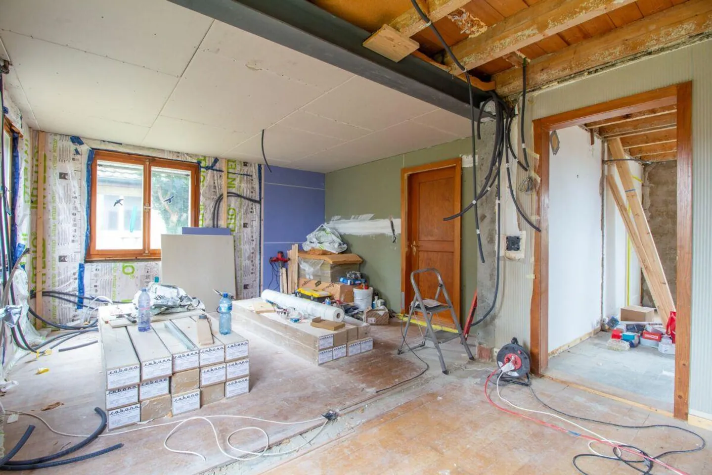 Casa unifamiliare indipendente con potenziale, grande laboratorio separato... - Foto 21 di 24