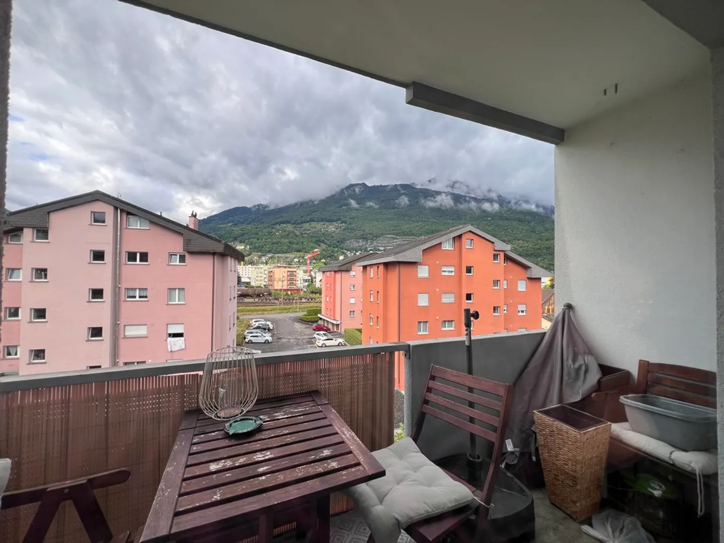 Geräumige 4-Zimmer-Wohnung - Foto 1 von 7